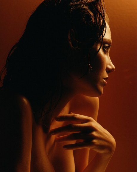 April Bowlby hd actress pictures