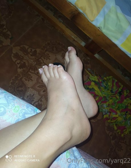 yarq22 star nude photo