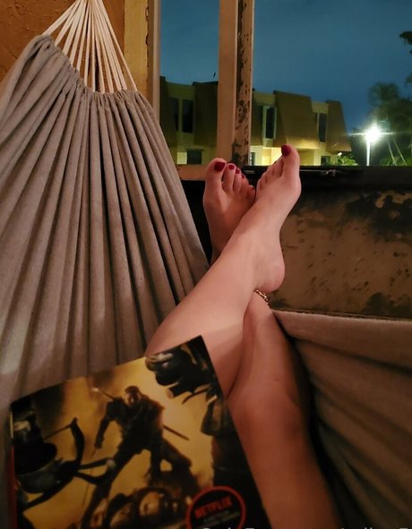 milax5 star nudes image