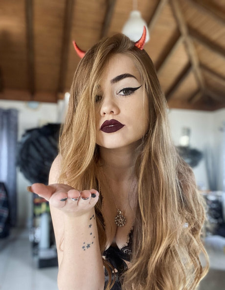 findomroxy1 star free img