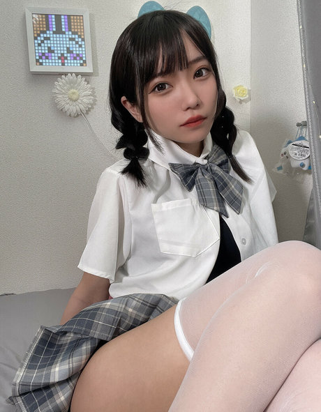 Izuchinono adult star images