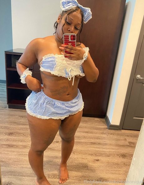 karitamonique sexy actress galleries