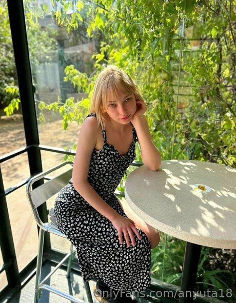 anyuta18 nudes star photo
