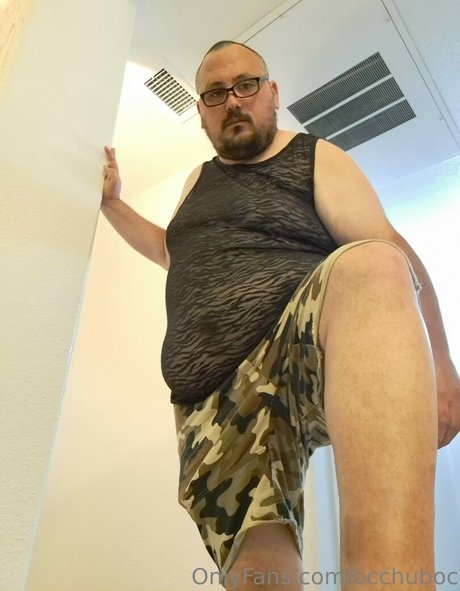 occhuboc naked pornstar image