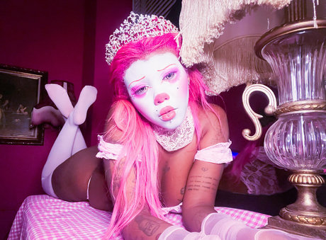 lowbotomy erotic star pics