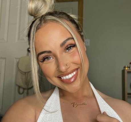 Realragergirl star best photo