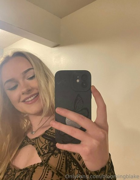 bloomingblake model perfect archive