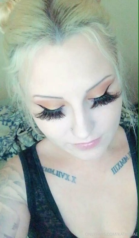 katiiemaedagoat star sexy archive