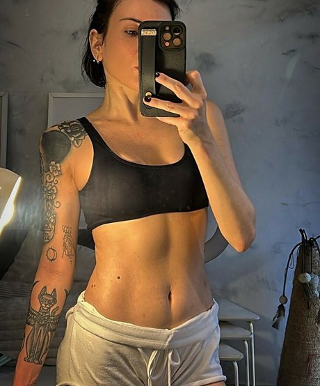 Raphaella Avena Avenaa exclusive pornstar gallery