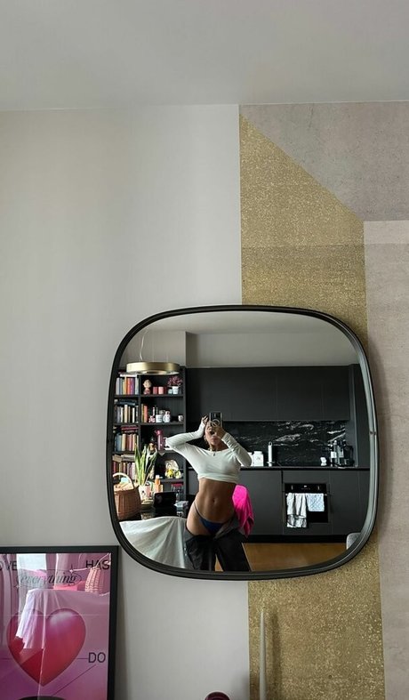 shemale asshole onlyfans pornos image