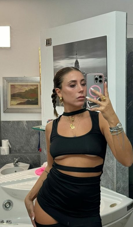 mynameisfrancescabiella model beautiful pic