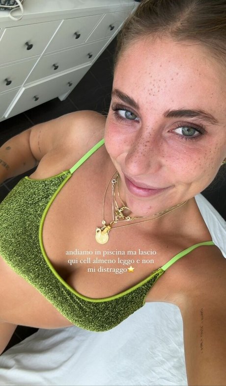 mynameisfrancescabiella erotic pornstar photo