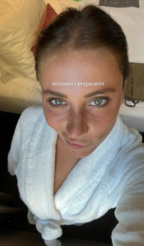 mynameisfrancescabiella model high quality pictures