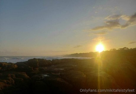nikitafeistyfeet top model images