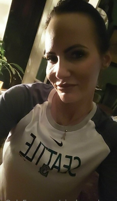 ainsley adams best star image