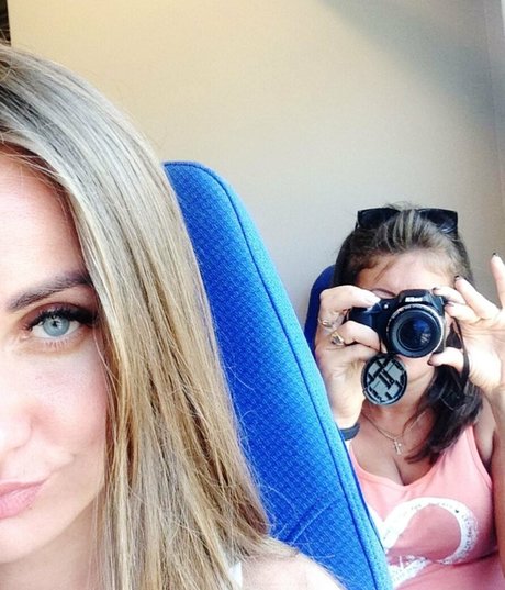 little princess777 free model photo