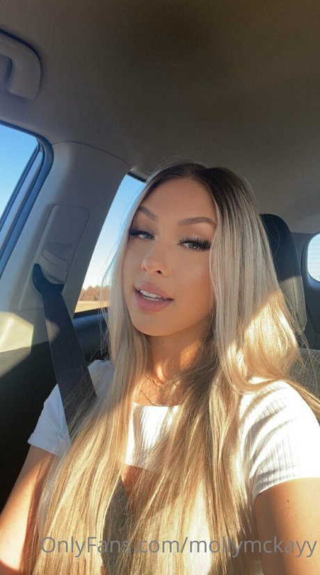 mollymckayy star exclusive picture