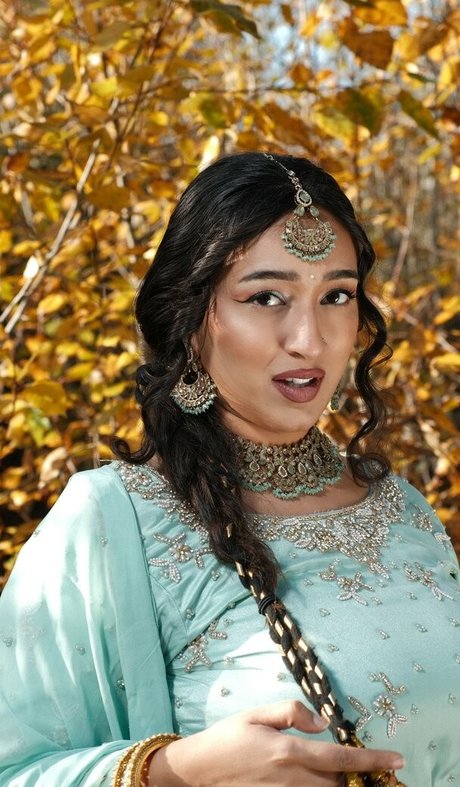 iamrakhi star adult photo