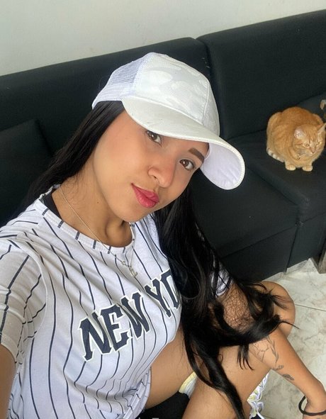 sarahlopez1 pornstar sexy gallery