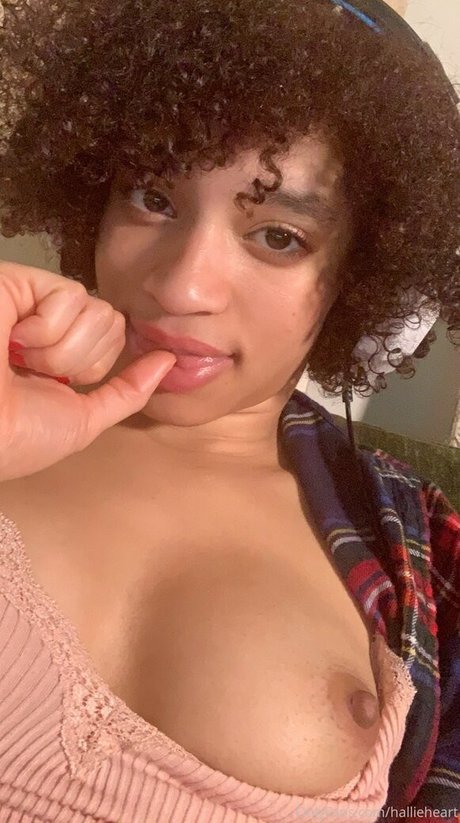 Princess Hallie star naked gallery