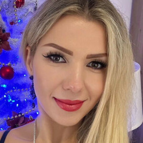 Nice MILF nude star galleries