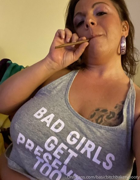 basicbitchbakerybooty model nudes photos