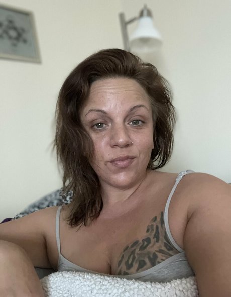 basicbitchbakerybooty model exclusive photo