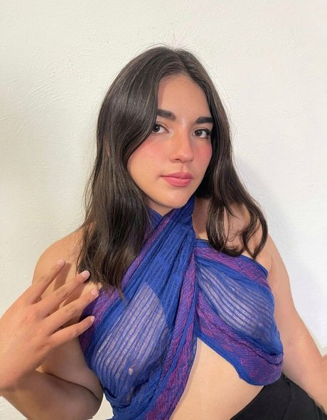 Harper Vizcarra nude star archive