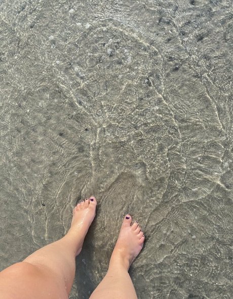 sarasoles2324 star nice picture