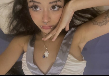 Irisblazed nude star pictures