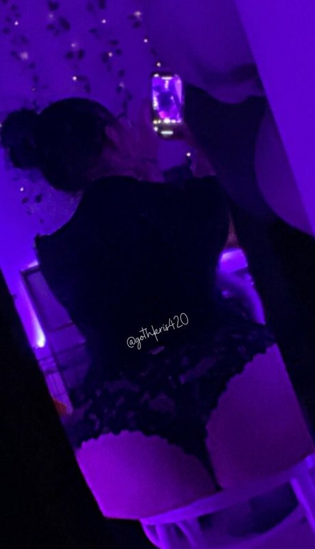 gothkris420 hd pornstar image