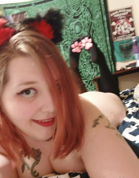 eeeveeekitten model erotic images