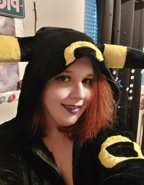 eeeveeekitten star art photo