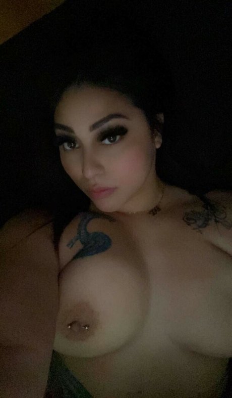 Belleeminx star erotic pics