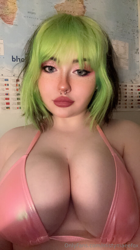 mistymaeefox model exclusive image