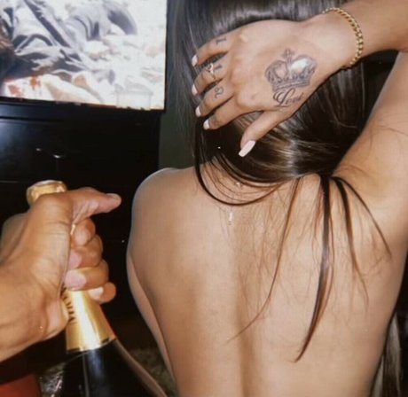 lizluxxx pornographic model pic