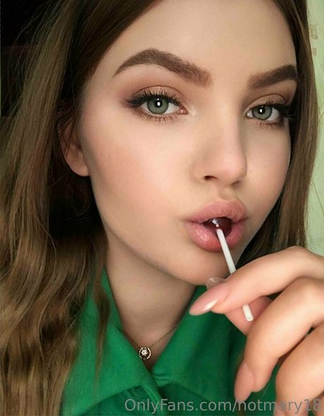 hotmary18 model adult pics