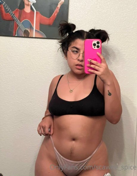 scawee spice model beautiful photo