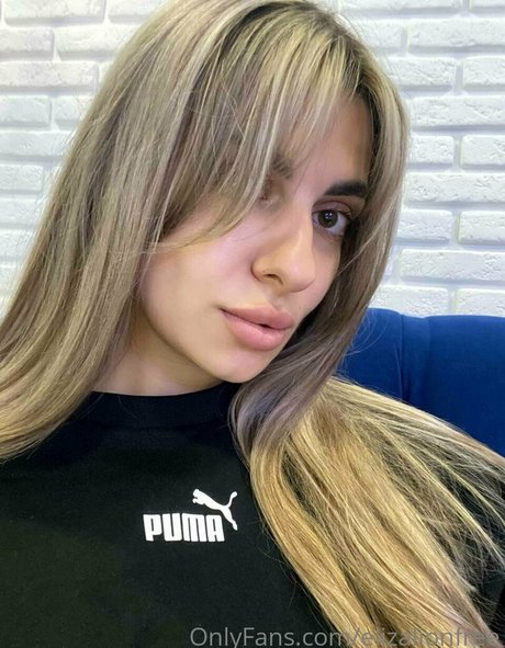 candyadria porn model pics