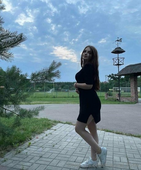 natural katie adult actress archive