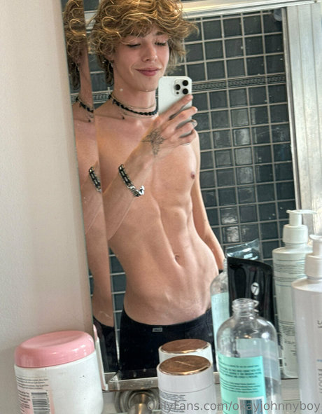 okayjohnnyboy sexy actress images