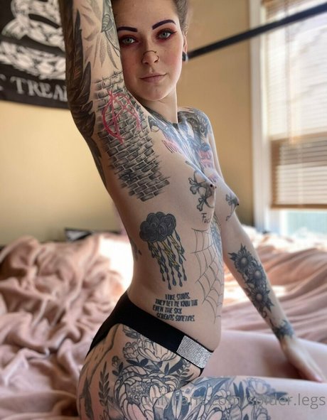 spider legs pretty model picture