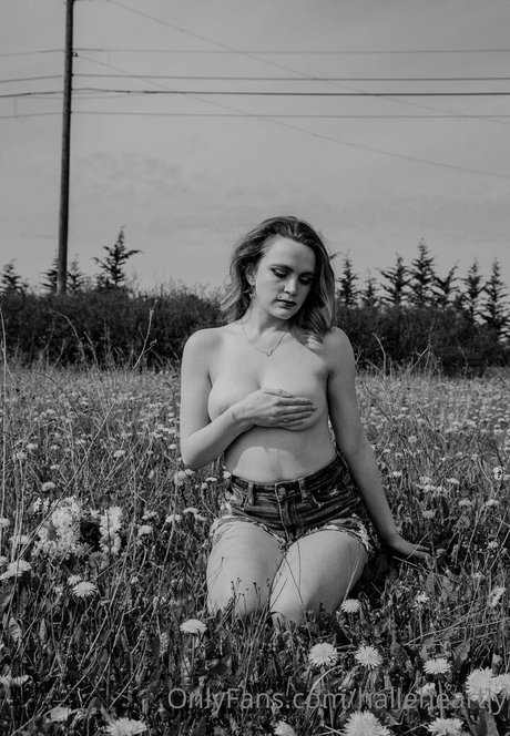 shemale creampie onlyfans perfect picture