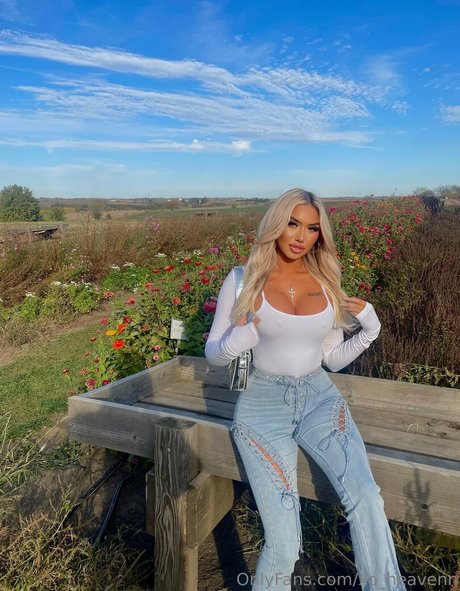 Heaven Brat model hd image