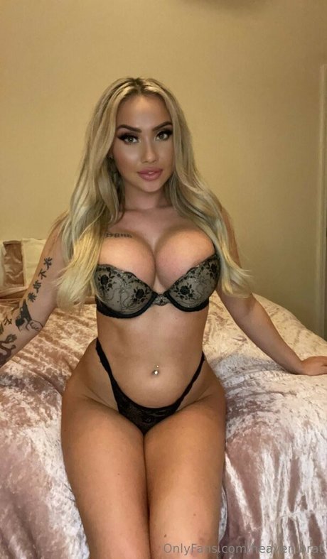 Heaven Brat hd pornstar image