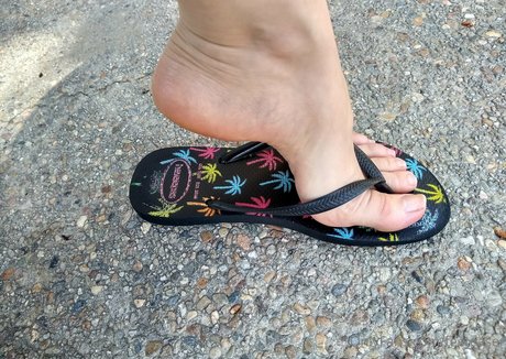 feeteaser star hd pic