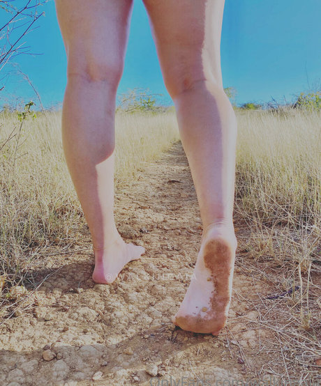 walkingaia high quality actress gallery