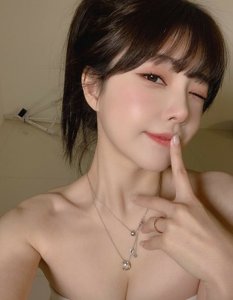 plppt123 erotic actress pic