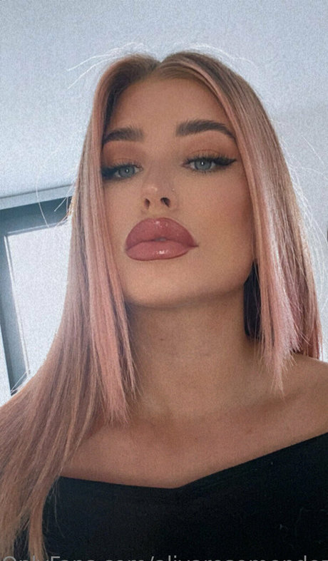 jessicarabbitrose pretty pornstar pictures