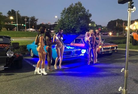 thatdarn foxx nudes star image